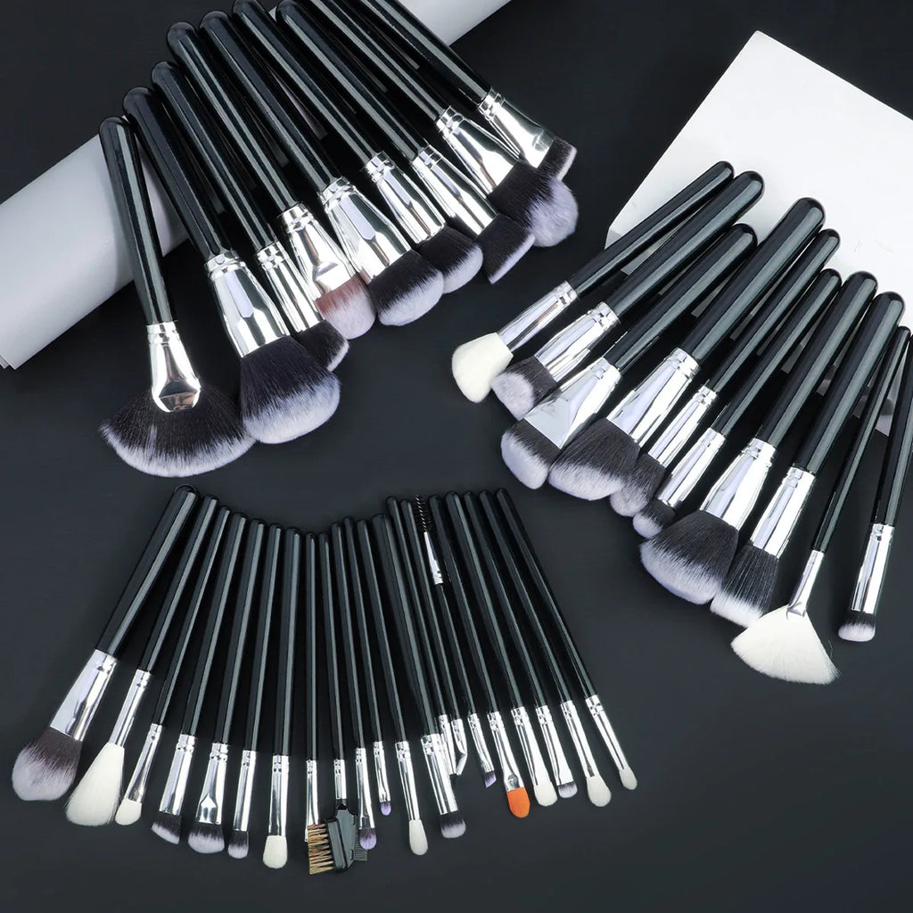 Professional Makeup Brush Set 40Pc Brushes Makeup Kit Synthetic Hair Foundation Power Eyeshadows Blending Beauty Tools